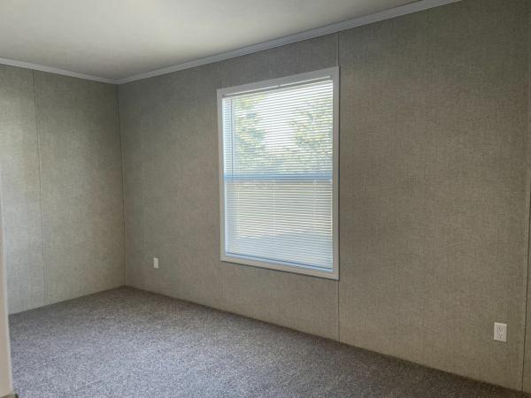 2025 Fairmont Homes Velocity Mobile Home