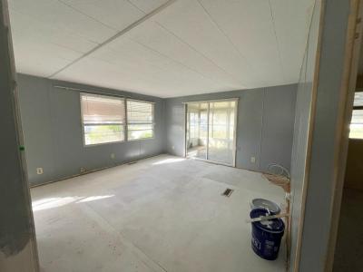 Photo 5 of 20 of home located at 102 Highland Drive Leesburg, FL 34788