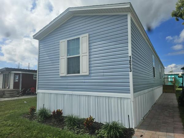2025 Champion - Lake City Mobile Home For Sale