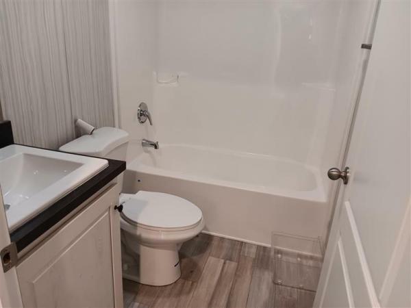 2023 96PLH16763WH23S  Home