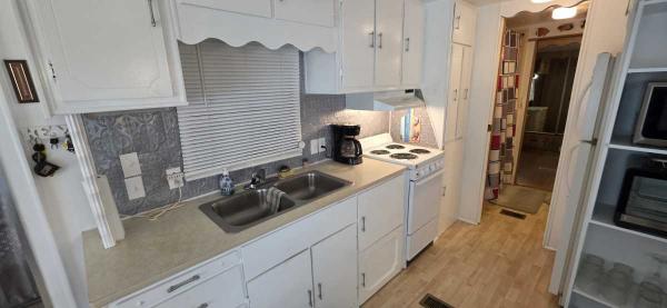 1982 1BR/1BA Mobile Home