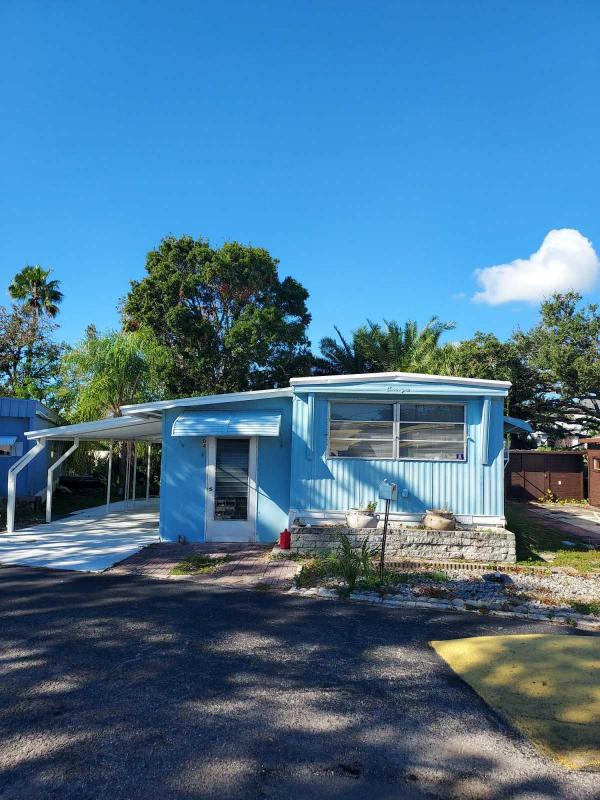 Photo 1 of 2 of home located at 9333 Park Blvd N Lot 4D Seminole, FL 33777