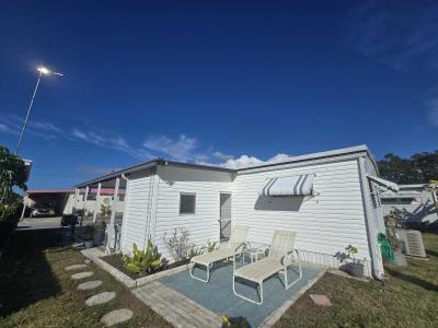 Photo 2 of 8 of home located at 51 Redwood Lane N. #63 Largo, FL 33770