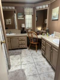 1992 PH Manufactured Home