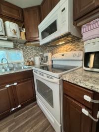 1971 HOMETTE Mobile Home