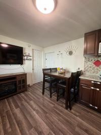 1971 HOMETTE Mobile Home