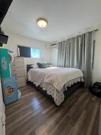 1971 HOMETTE Mobile Home