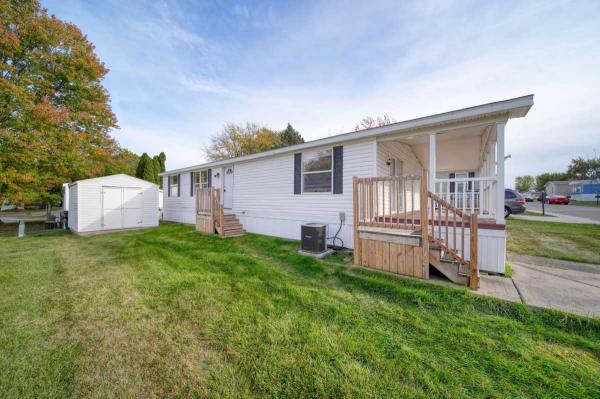 2000 Manufactured Home