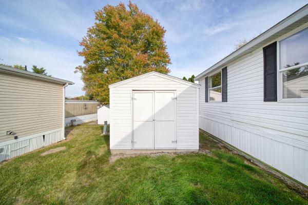 2000 Manufactured Home