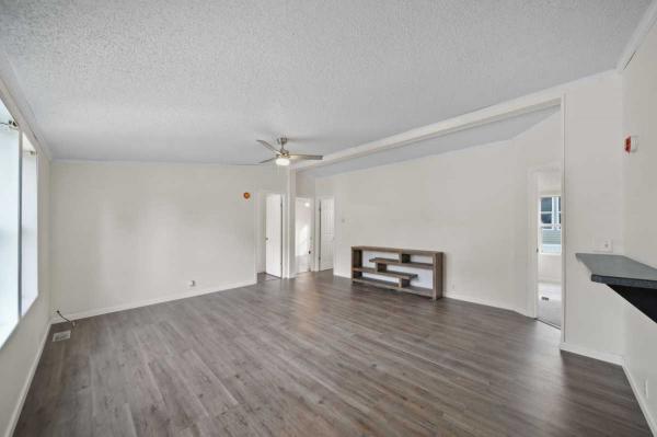 2000 Manufactured Home