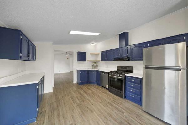 2000 Manufactured Home