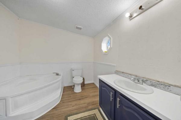 2000 Manufactured Home