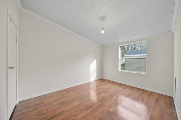 2000 Manufactured Home