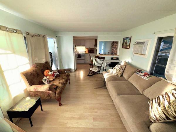 Photo 1 of 2 of home located at 2580 Nursery Rd. Clearwater, FL 33764