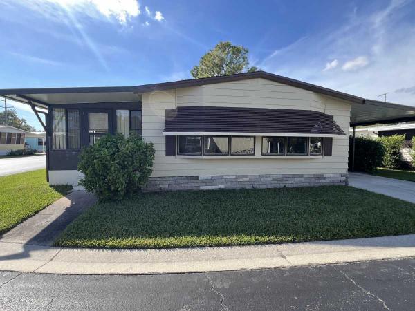 1983 TWIN Mobile Home For Sale