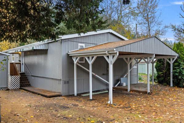 1997 FLEETWOOD Mobile Home For Sale