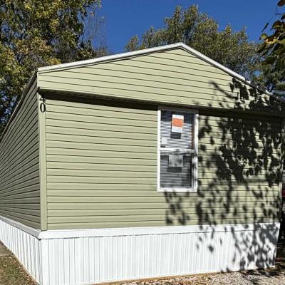 Photo 2 of 10 of home located at 40 Echo Lake W Dr Mooresville, IN 46158