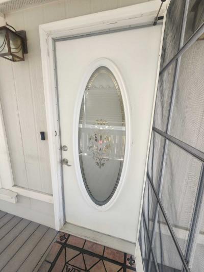 Photo 5 of 20 of home located at 1400 W. 13th St. #208 Upland, CA 91786