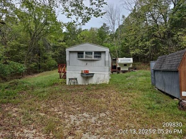 Photo 1 of 2 of home located at 2131 Hwy 178 Midway, AR 72651