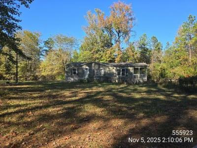 Mobile Home at 6179 Grant County 25 Grapevine, AR 72057