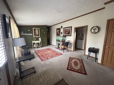 Photo 4 of 11 of home located at 218 Pebble Creek Drive Greenwood, IN 46143