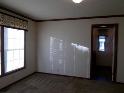 Photo 5 of 12 of home located at 344 Fawn Meadow Drive Batavia, OH 45103