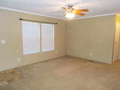 Photo 4 of 15 of home located at 3 East Meadow Drive Batavia, OH 45103