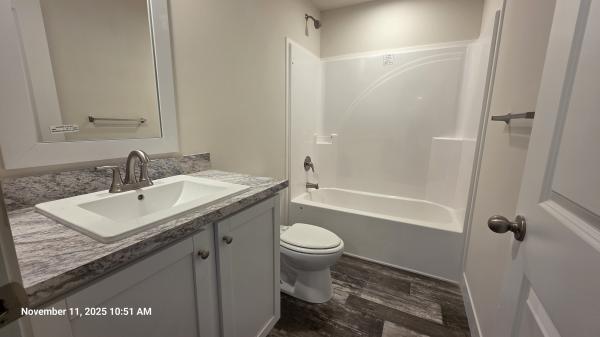 2025 Clayton 81SRH28563A Mobile Home