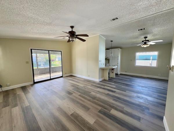 1990 PALM PH094091A/B Mobile Home