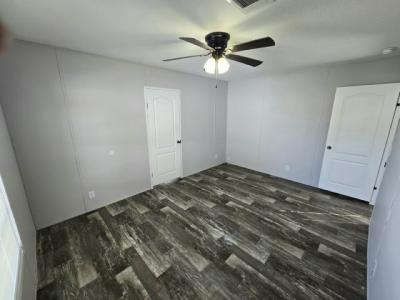 Photo 3 of 8 of home located at 1234 Reynolds Road, #120 Lakeland, FL 33801