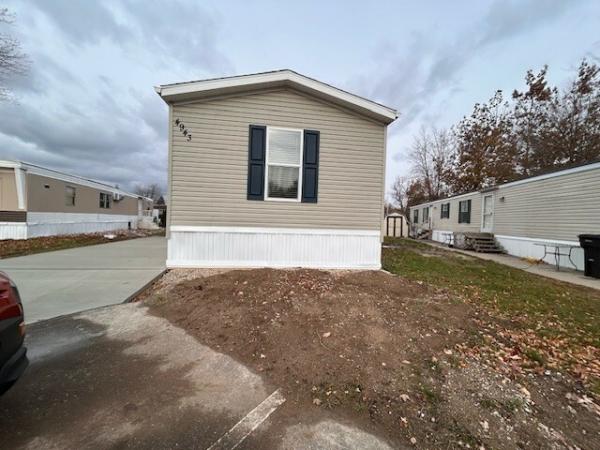 2025 Champion RAP1666H32212 Mobile Home