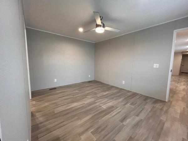 2025 Champion RAP1666H32212 Mobile Home