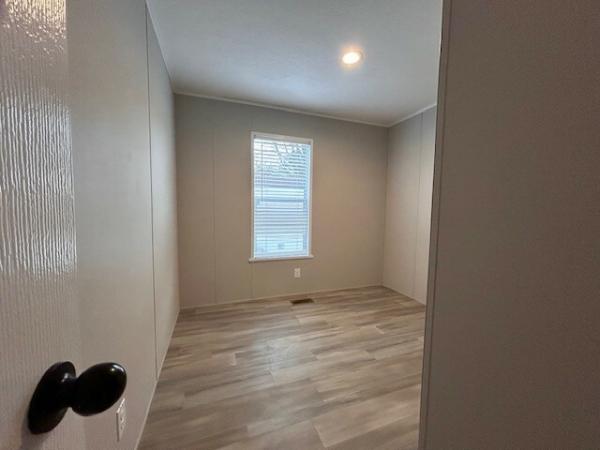 2025 Champion RAP1666H32212 Mobile Home