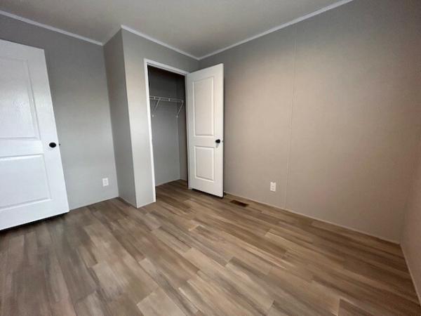 2025 Champion RAP1666H32212 Mobile Home