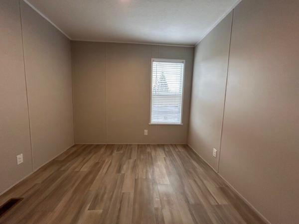 2025 Champion RAP1666H32212 Mobile Home