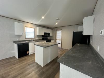 Photo 4 of 12 of home located at 3300 Killingsworth Lane #316 Pflugerville, TX 78660