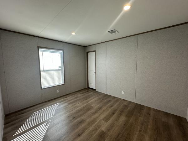 2026 Champion CHPR2876H53PO1 Mobile Home