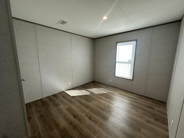 2026 Champion CHPR2876H53PO1 Mobile Home