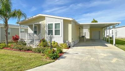 Photo 2 of 16 of home located at 606 Nicklaus Ct Lady Lake, FL 32159