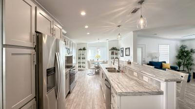 Photo 3 of 16 of home located at 606 Nicklaus Ct Lady Lake, FL 32159