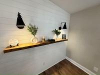 1986 Barrington Manufactured Home