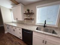 1986 Barrington Manufactured Home