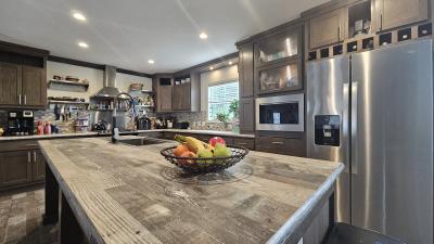 Mobile Home at 9922 Macbeth St Fenton, MI 48430