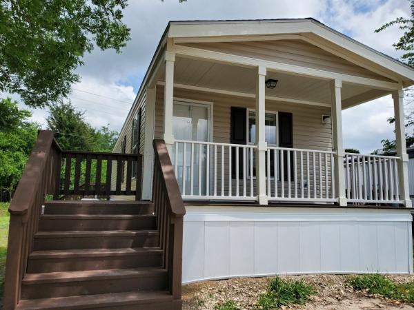 Photo 1 of 2 of home located at 1135 Huntington Court Lot #66 Greenville, TX 75401