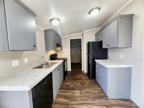 2003 Fleetwood Barrington Mobile Home