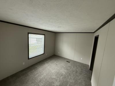 Photo 5 of 10 of home located at 17109 Scarborough Macomb, MI 48044