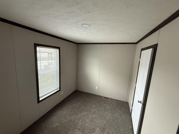 2022 Fairmont 430LE24603A Mobile Home