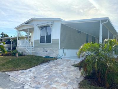 Photo 2 of 30 of home located at 5972 Brigadoon Way Lot 058 Sarasota, FL 34233