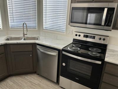 Photo 5 of 20 of home located at 3405 South Tomahawk #215 Apache Junction, AZ 85119