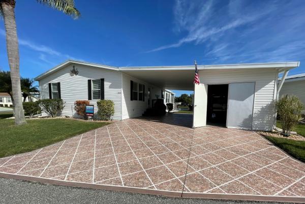 Photo 1 of 2 of home located at 2933 Peavine Trail Lot 1063 Lakeland, FL 33810